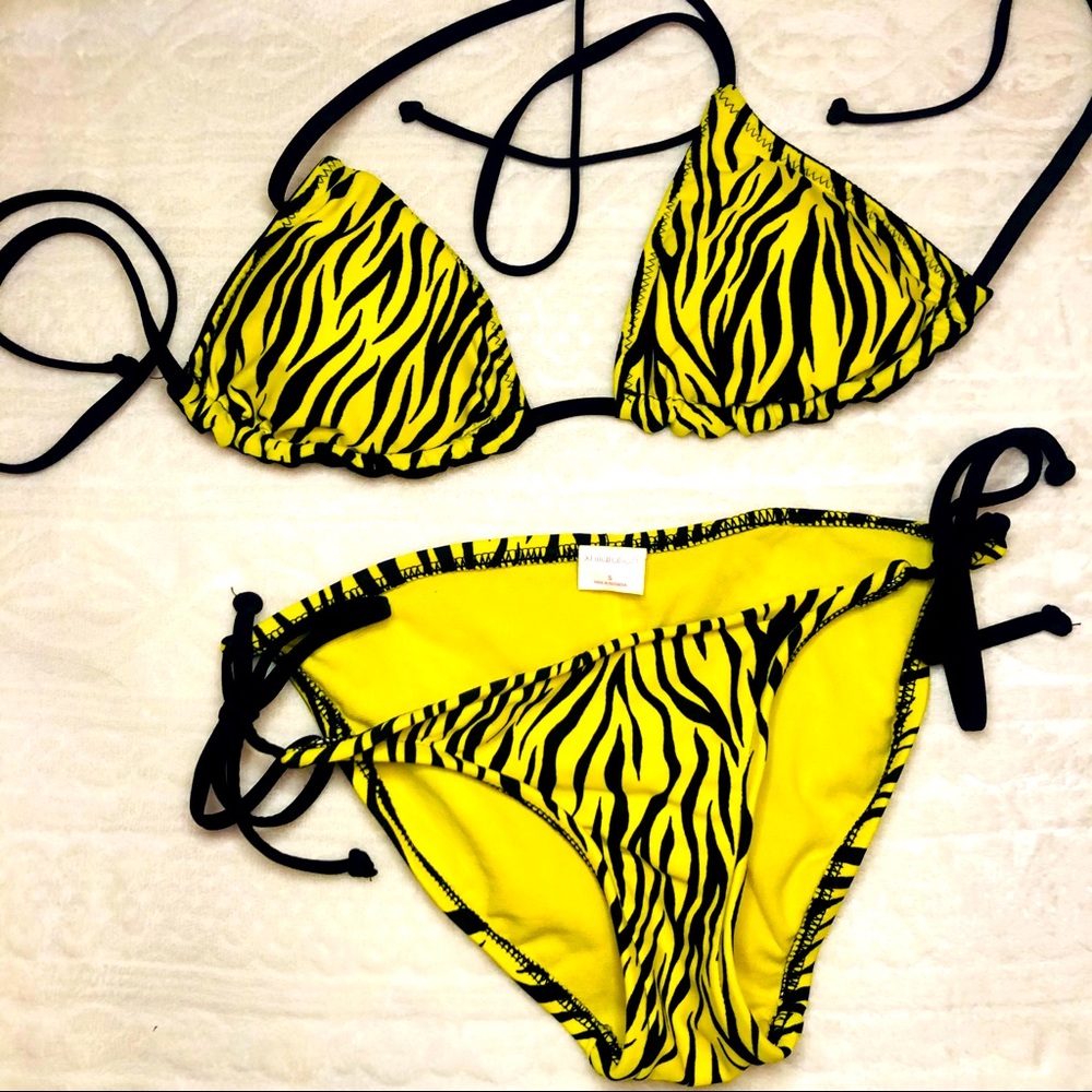 Xhilaration Sz Sm Reversible Zebra Print Bikini